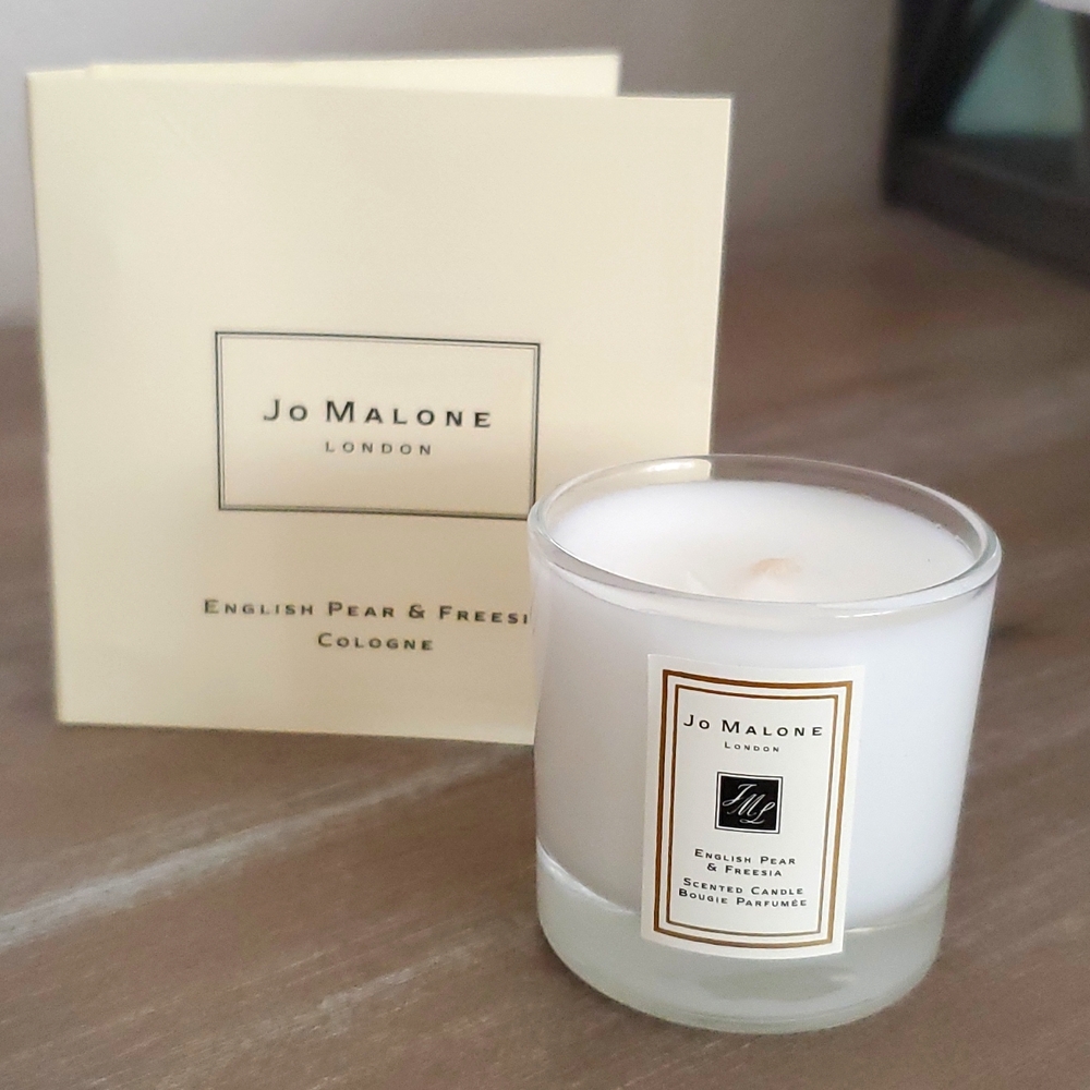 Brand New never used JO MALONE ENGLISH PEAR & FREESIA Candle travel & sample